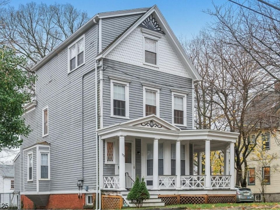 1st image of 179 Ashland Ave Floor 2