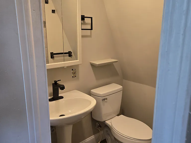 5015 Highland Dr — Photo 37