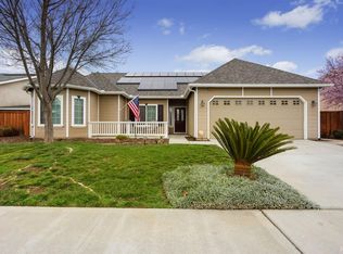 984 Avalon Dr, Lemoore, CA 93245