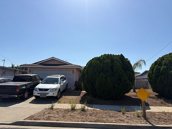 3rd image of 4808 Siesta Pl