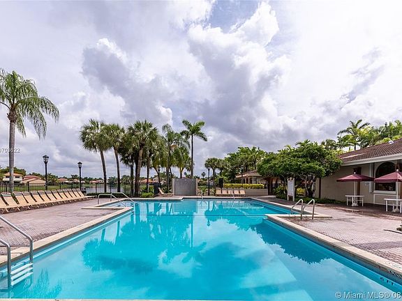 4th image of 18286 Mediterranean Blvd #8-2