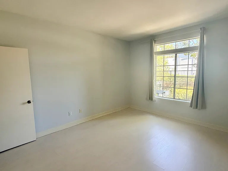 16540 Greystone Dr #122 — Photo 9