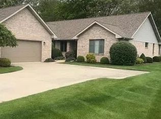 728 Willowridge Dr, Kokomo, IN 46901