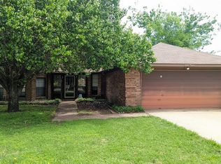 707 Azalea Dr, Forney, TX 75126