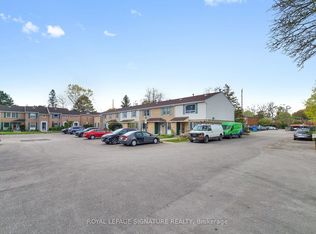 551 Steeles Ave W #43, Toronto, ON M2M 3Y1