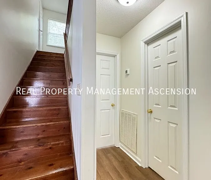 99 Walthall Ave — Photo 16