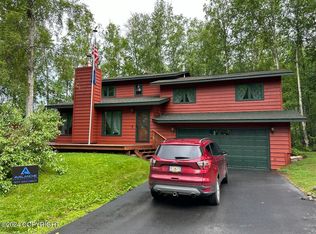 27635 Raven Ct, Chugiak, AK 99567