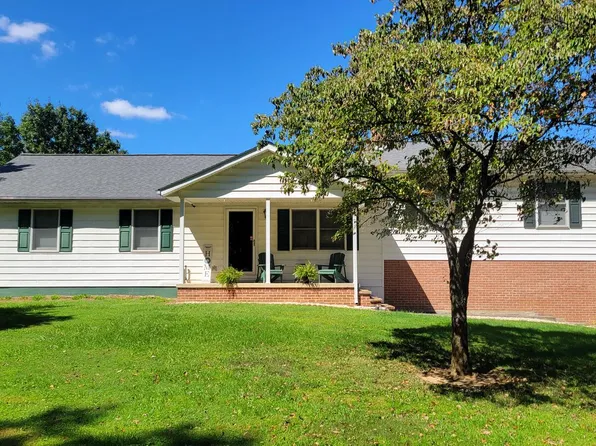 15216 Falling Waters Rd, Williamsport, MD 21795