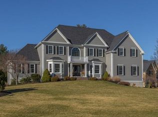 17 Olde Coach Rd, North Reading, MA 01864