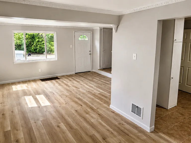 600 Maytide St — Photo 3