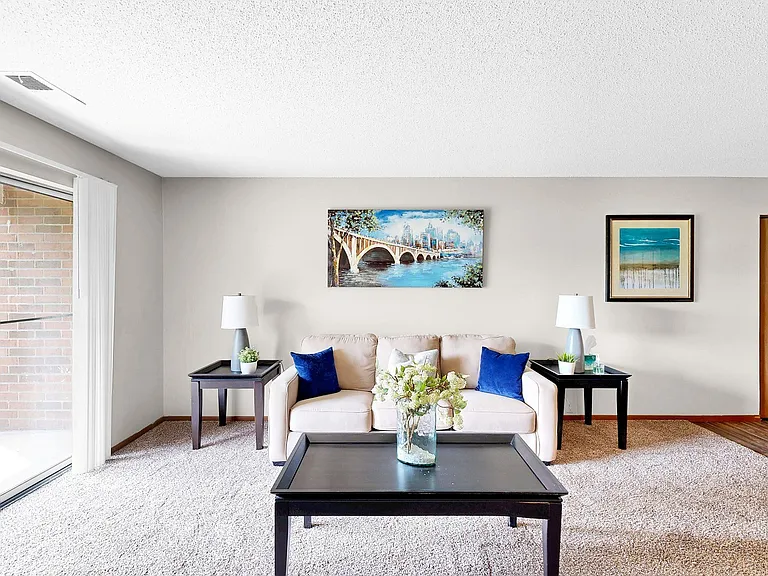 Cinnamon Ridge Apartments — Photo 7