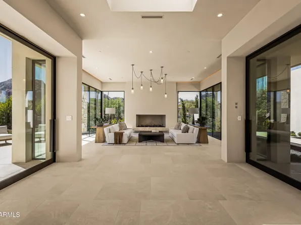 4510 E MADEROS DEL CUENTA Drive, Paradise Valley, AZ 85253