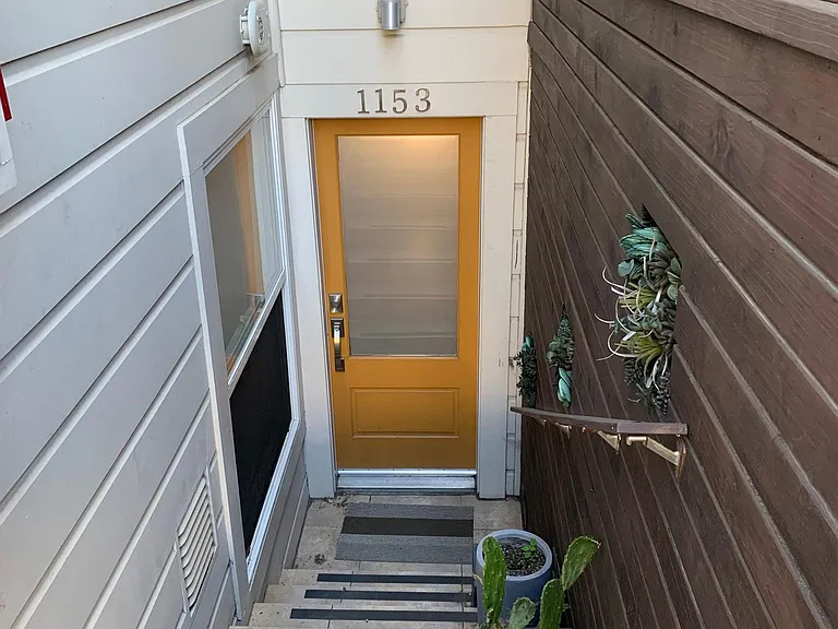 1153 Church St — Photo 23