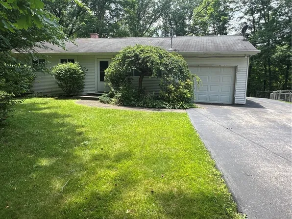 467 Blews Way, New Castle, PA 16105