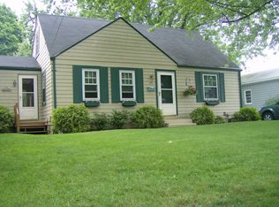 115 Lyman Ave, Warwick, RI 02888