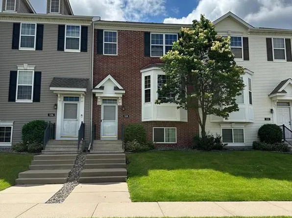 524 Huset Pkwy NE, Columbia Heights, MN 55421