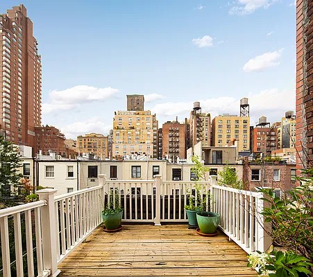 Rented by Compass | media 4