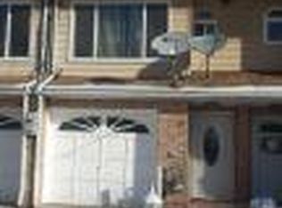 27 Robinson Ave, Staten Island, NY 10312
