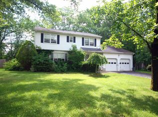 132 Howe Ln, Freehold, NJ 07728