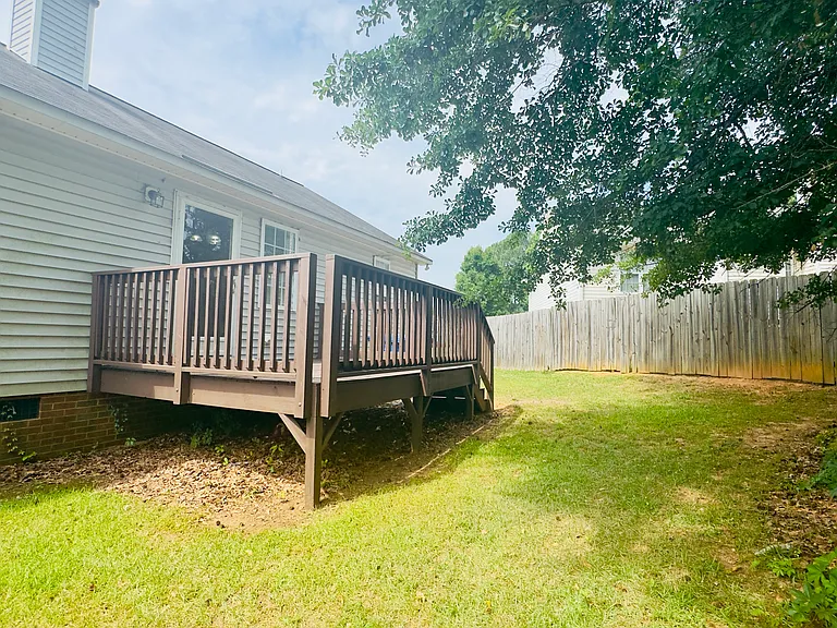 421 Barn View Ct — Photo 24
