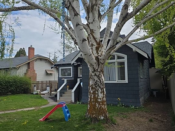 2nd image of 108 W 11th Ave