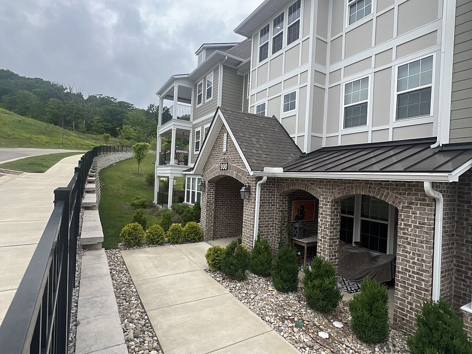 1st image of 900 Vintage Green Ln #201