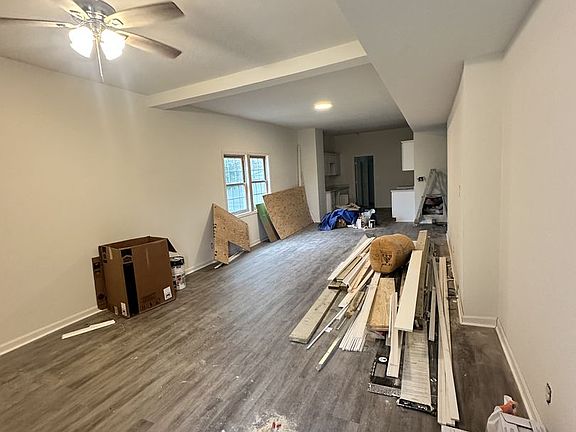 4th image of 3214 Peronne Ave #3216
