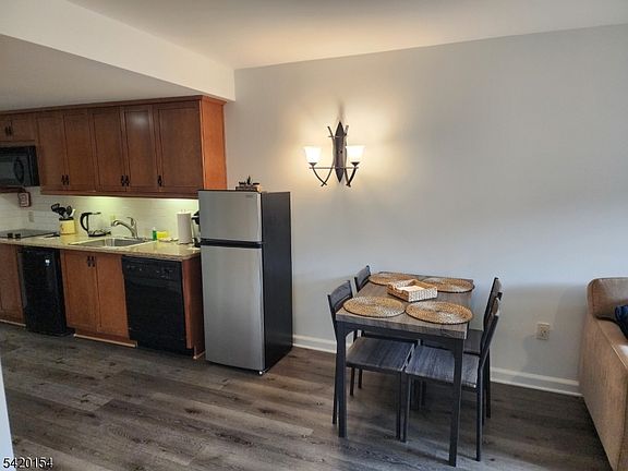 4th image of 200 State Rt 94 Unit 234 BLDG 200 #234