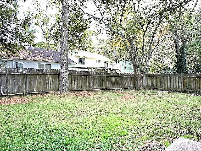 3218 Sycamore Springs Dr — Photo 28