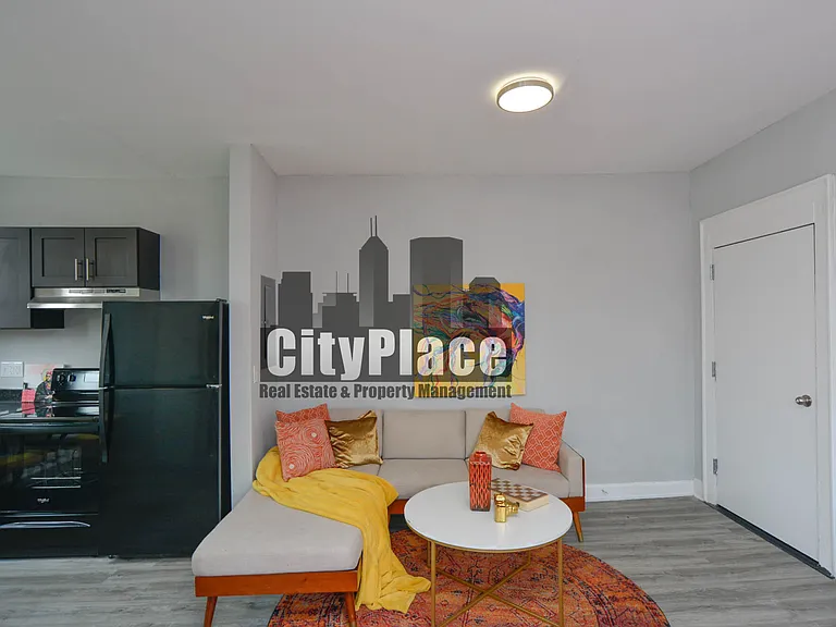 5345 E Washington St #14 — Photo 7
