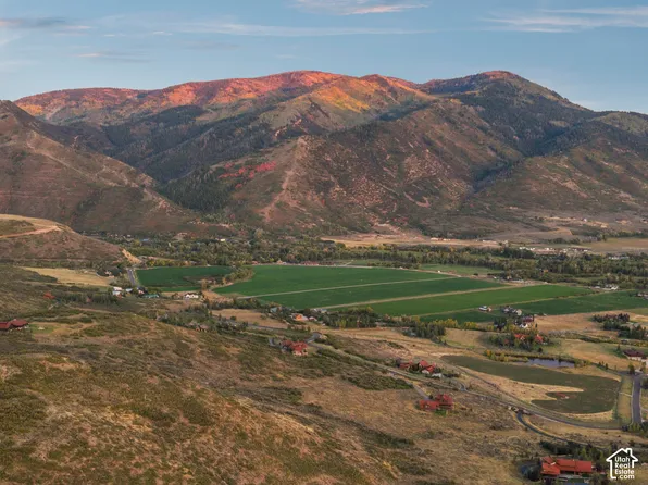 5948 N Triple Crown Trl, Oakley, UT 84055