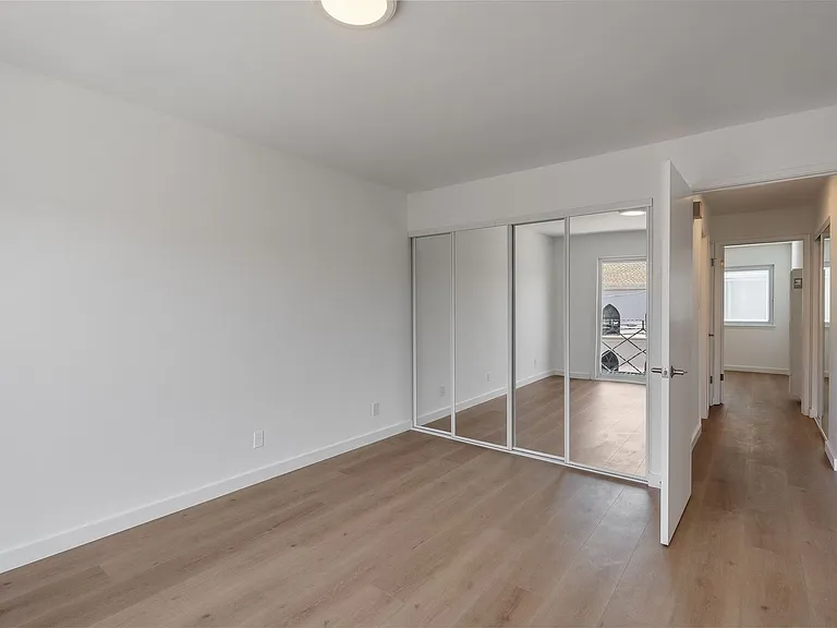 420 7th Avenue — Photo 20