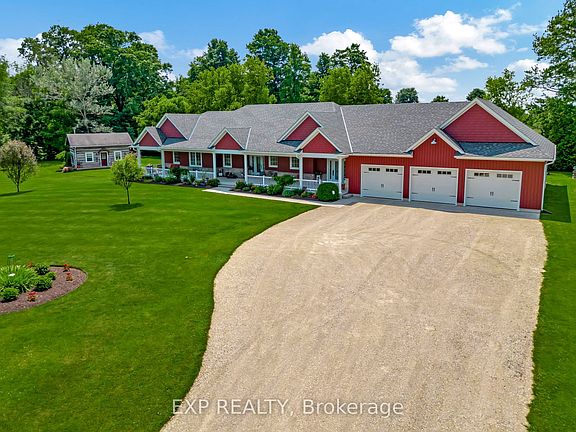 2nd image of 3034 Station Rd