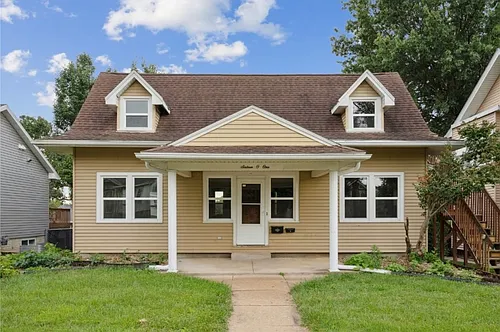 1601 K Ave NE Photo 1