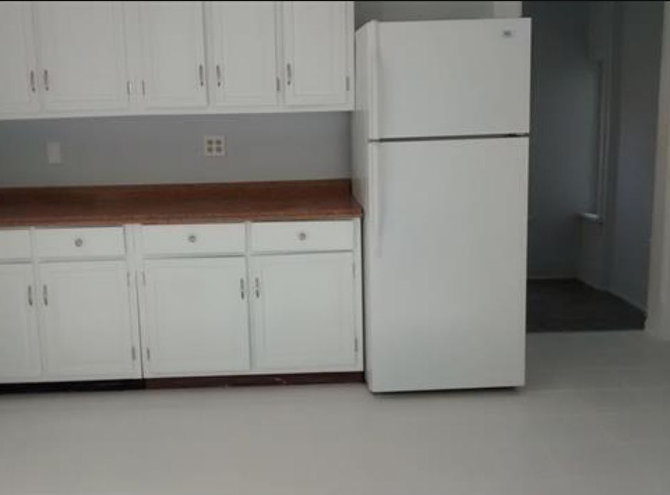 1st image of 1333 Benton St