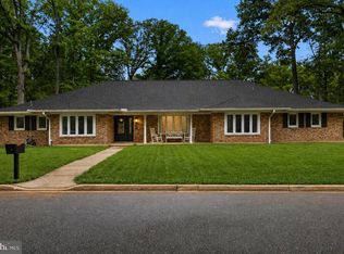221 Emerald Hill Dr, Fort Washington, MD 20744