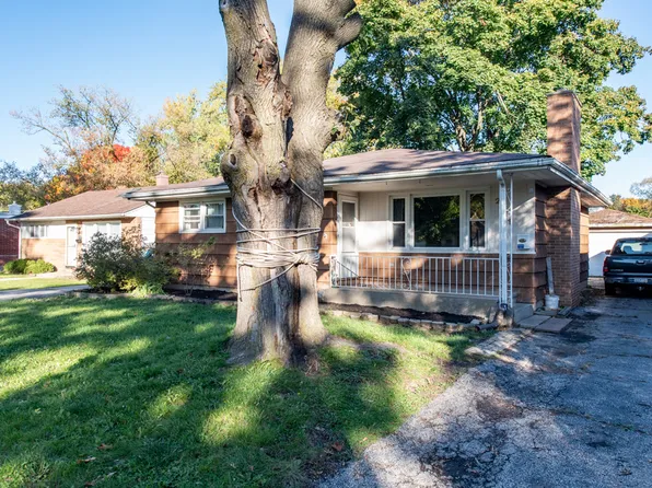 2111 Elim Ave, Zion, IL 60099