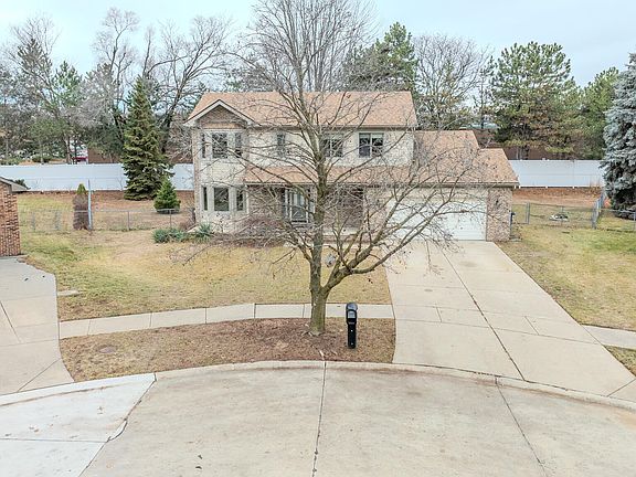 2nd image of 34508 Marina Ct