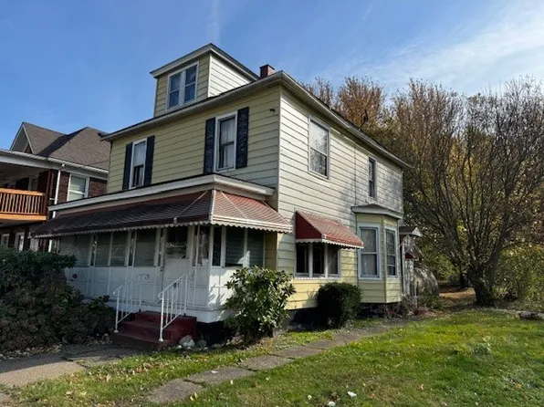 527 E 7th St, Erie, PA 16503