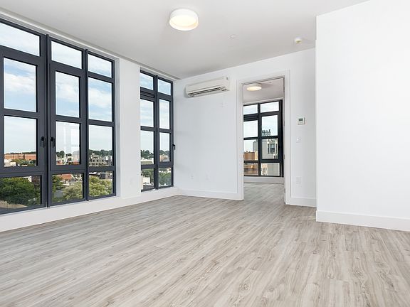 3rd image of 584 4th Ave #913