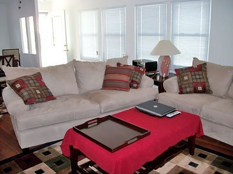 4th image of 4059 Avenida Del Tura