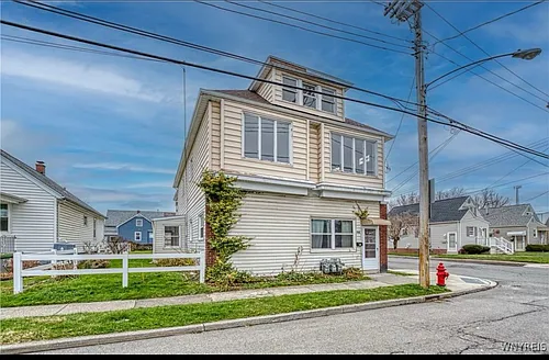 368 Weimar St #3 Photo 1