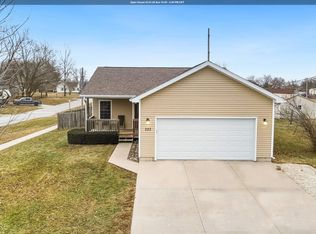 223 N Fremont St, Stuart, IA 50250