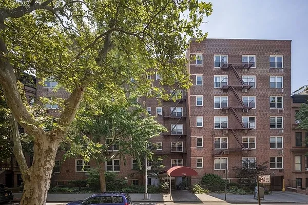 Sold by Calabrese Real Estate | media 1