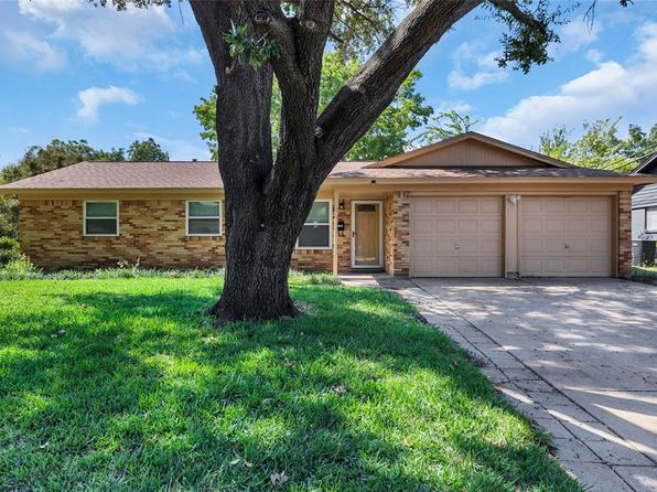 205 NW Jill Ann Dr