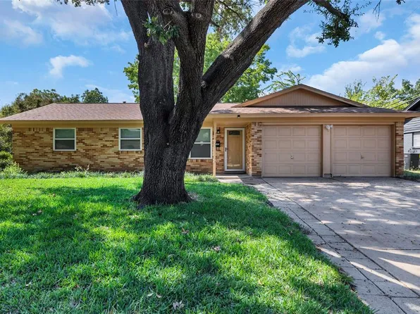 205 NW Jill Ann Dr, Burleson, TX 76028