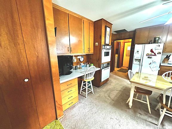 5th image of 57 Sherwood Dr