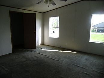 3rd image of 4138 Veterans Dr