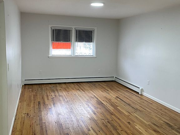 2nd image of 12 Bascom Pl #B