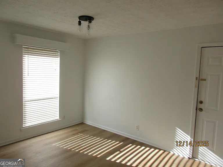 2822 Chelsey Trl — Photo 9